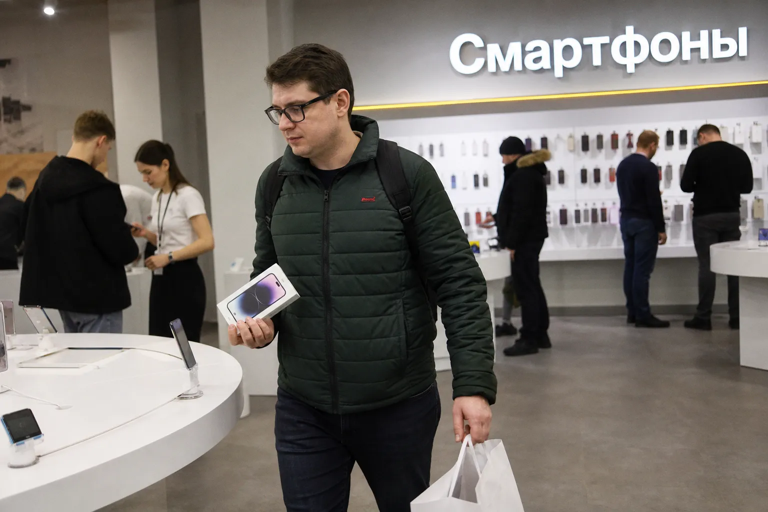 Apple повысит цены на iPhone 17 из-за дефицита памяти
