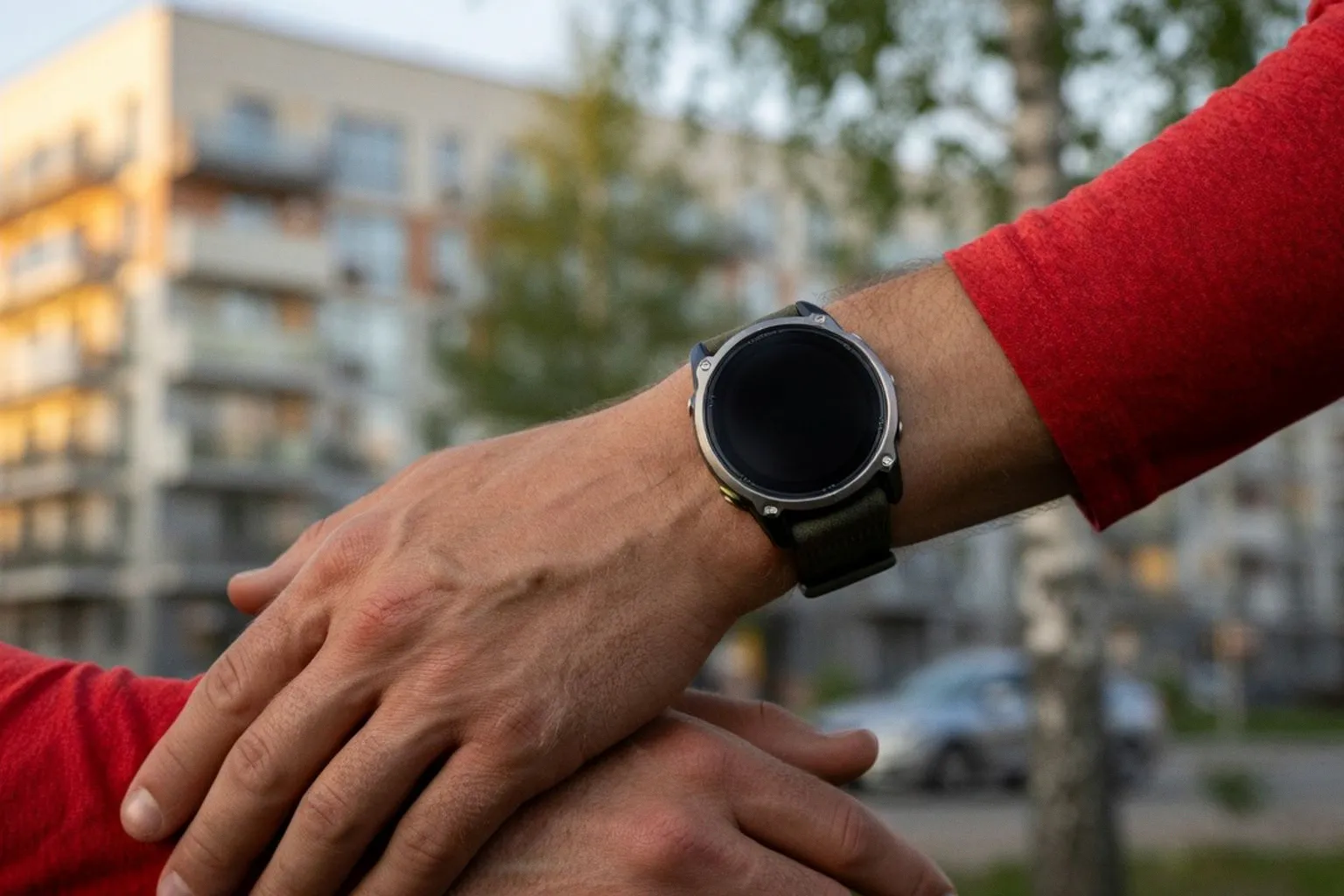 Garmin Enduro 4: автономность на 320 часов против Apple Watch Ultra 4
