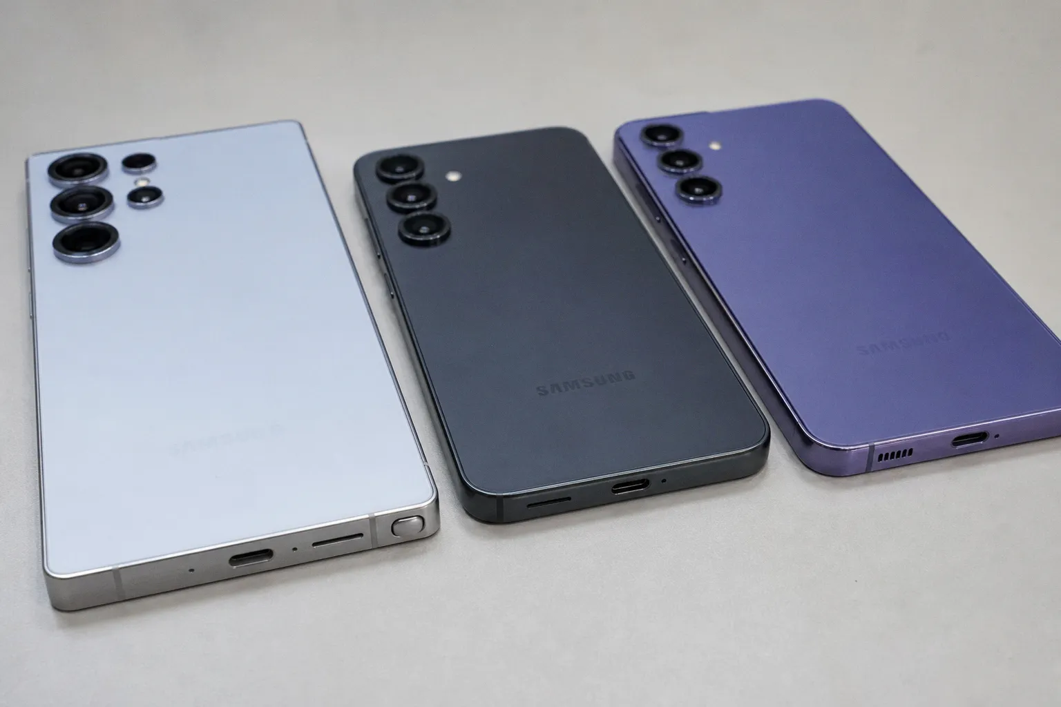 Июльское обновление Samsung Galaxy: почему смартфоны стали быстрее разряжаться
