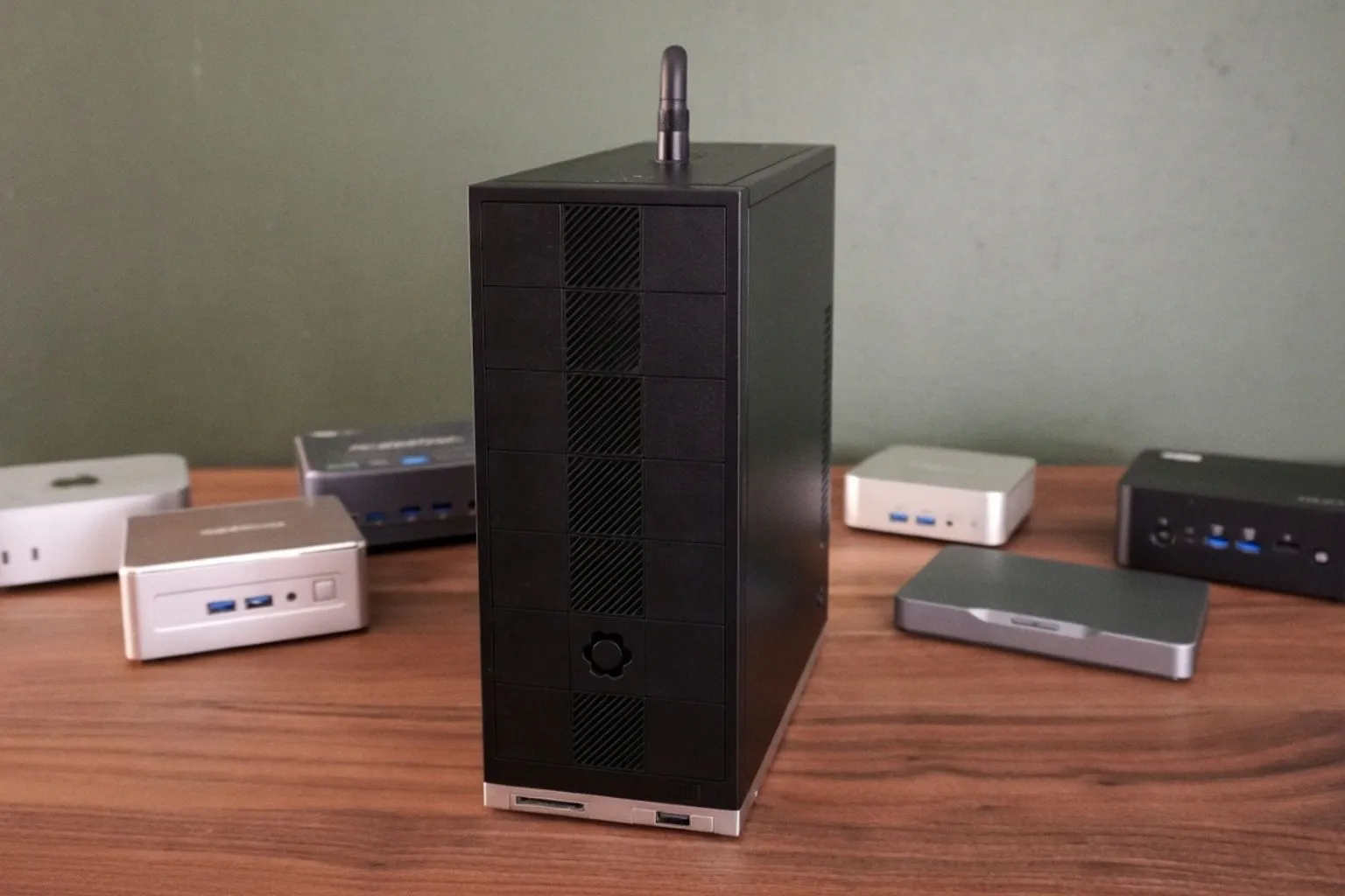 Мини-ПК нового поколения: от мощных Mac mini на чипах M6 до альтернатив на Windows