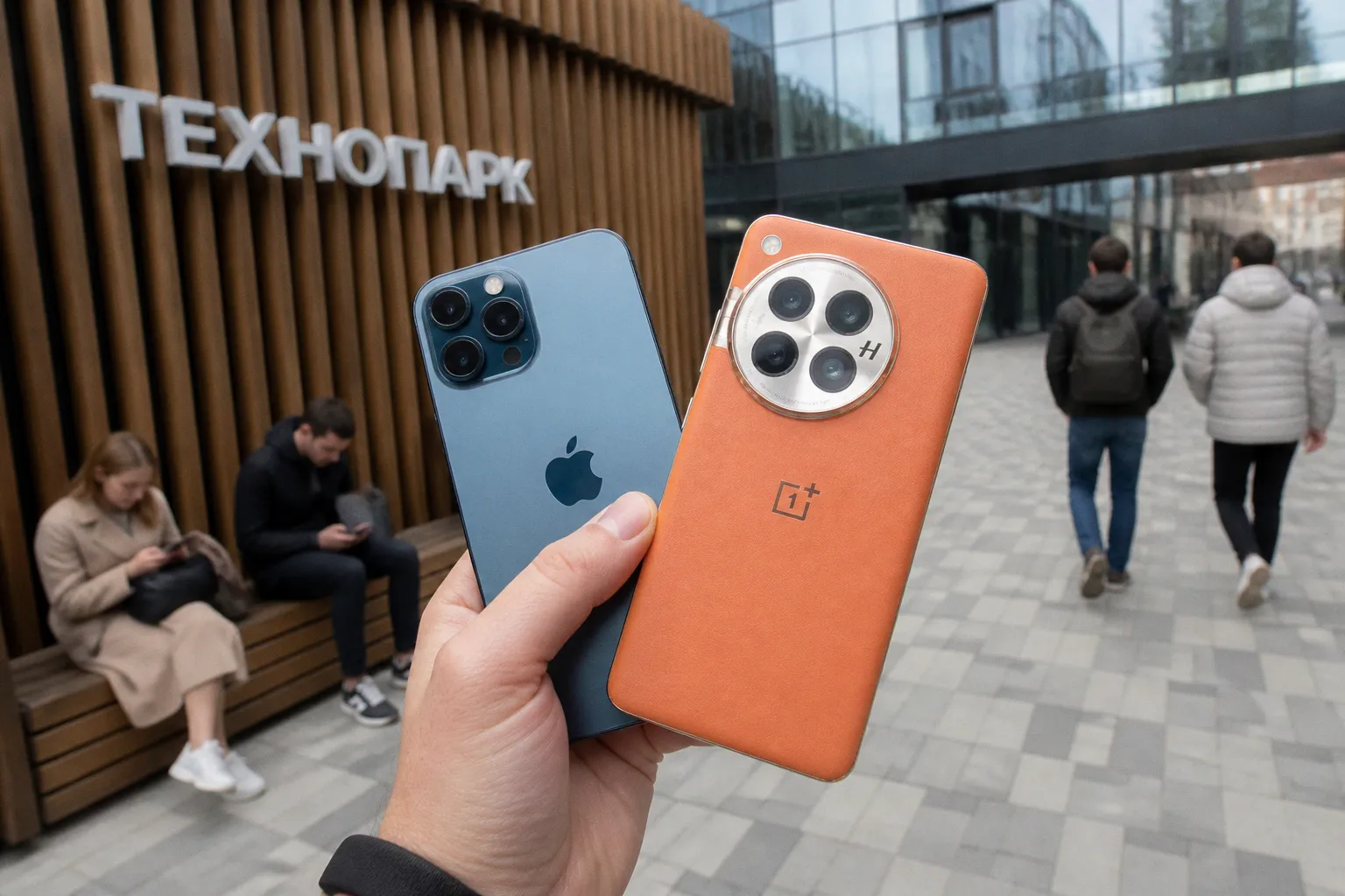 Почему доля Apple в премиальном сегменте смартфонов падает на фоне роста конкурентов
