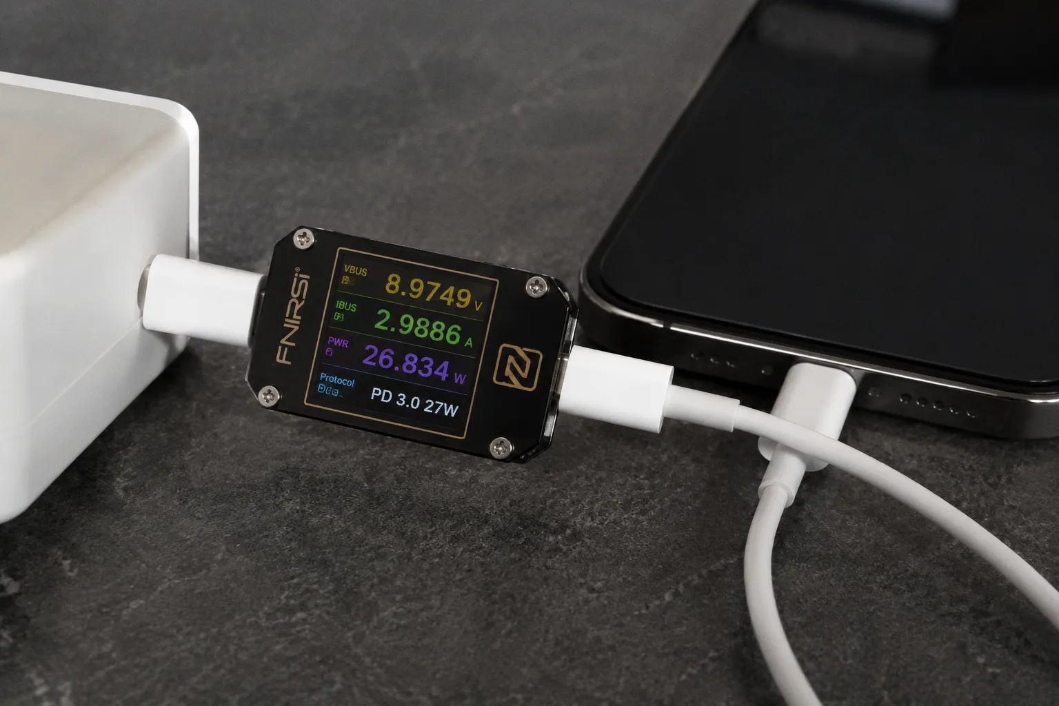 Почему греется iPhone при зарядке: проверяем Power Delivery