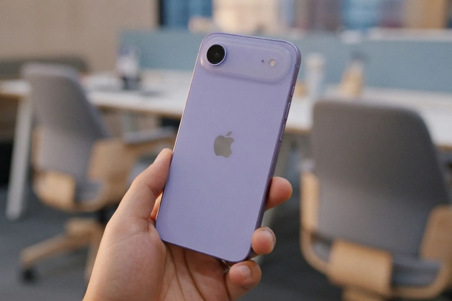 Почему iPhone Air стал главным технологическим полигоном Apple