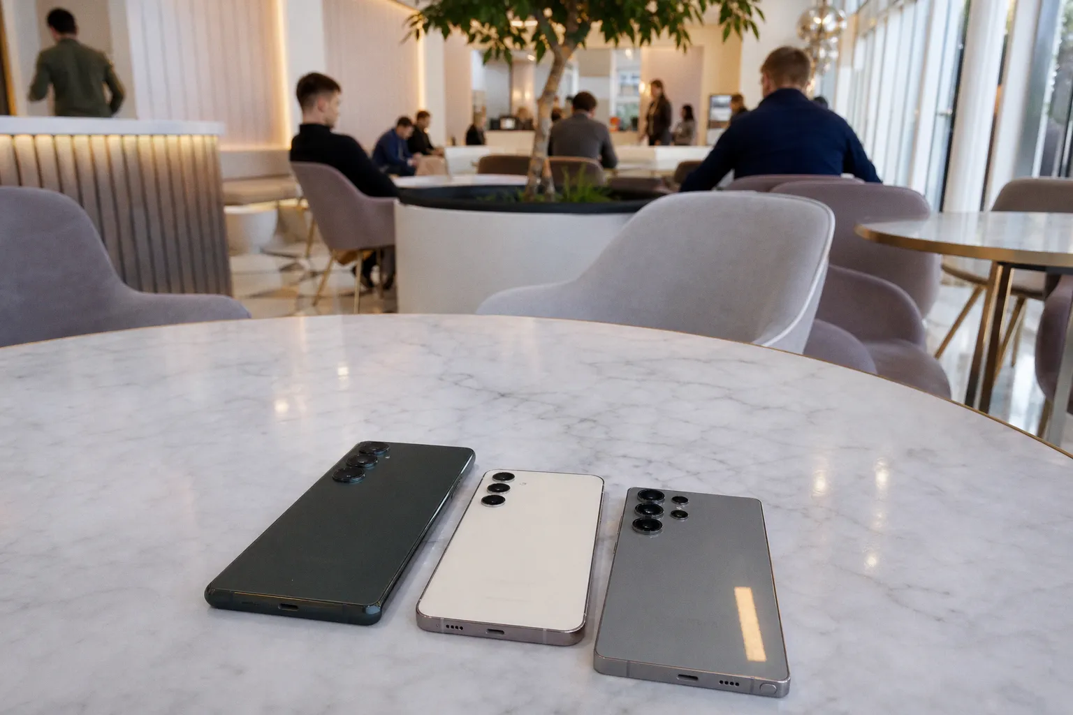 Samsung внедряет кремний-углеродные аккумуляторы в новые смартфоны Galaxy